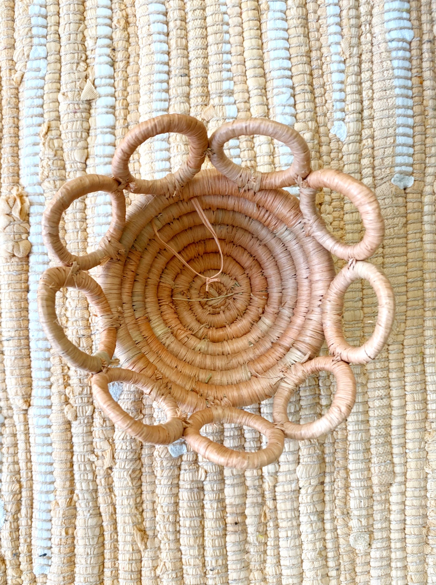 PEACH FLOWER MINI BASKET