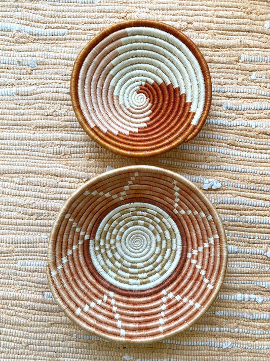 PEACH SUN SMALL WOVEN BASKET